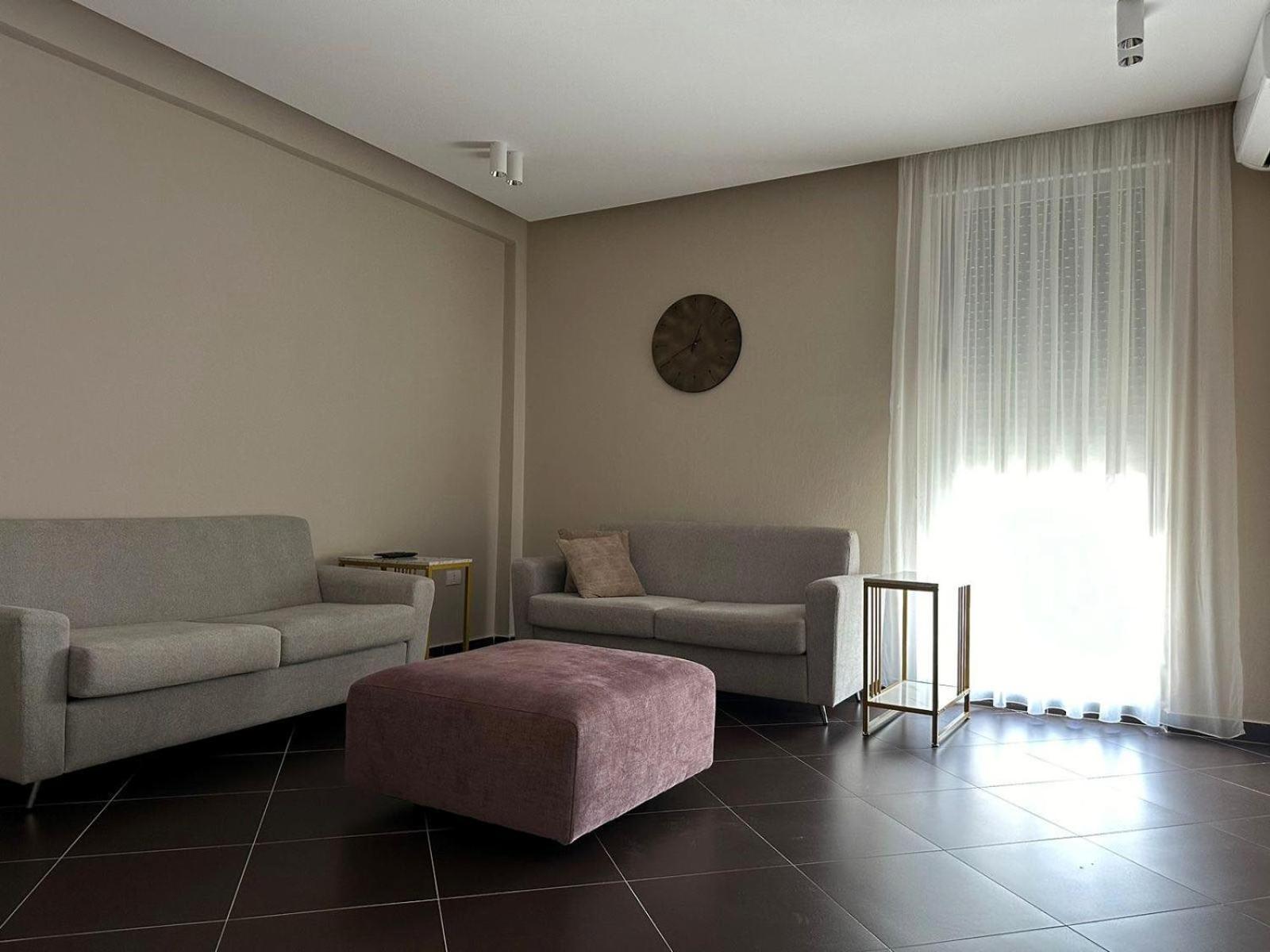 Hotel Nais Beach Durrës Eksteriør billede