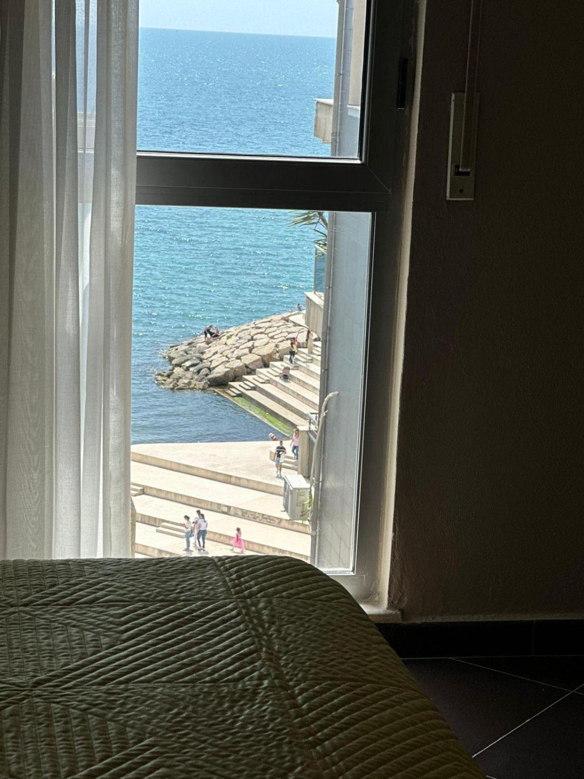 Hotel Nais Beach Durrës Eksteriør billede