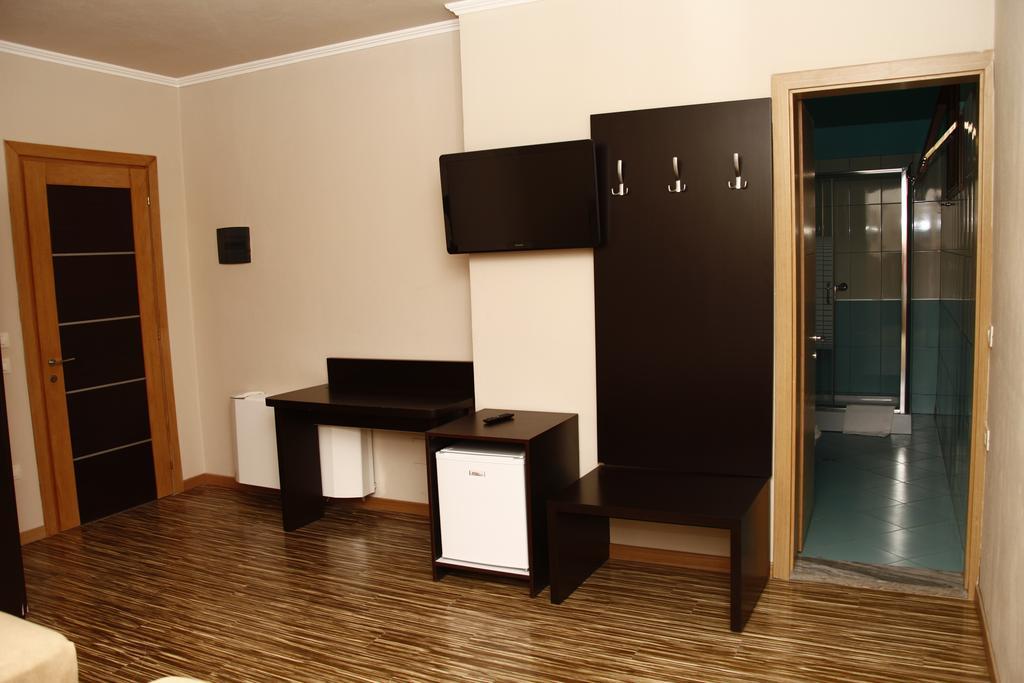 Hotel Nais Beach Durrës Værelse billede